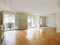 FIRST FLOOR APARTMENT ON RUE DE PRONY