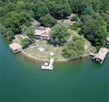 SPECTACULAR 3.47 ACRE WATERFRONT ESTATE 