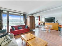 APARTMENT WITH RIVER VIEWS