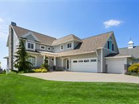 LUXURIOUS CUSTOM- LAKEFRONT VIEW