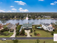 CAPTIVATING WATERFRONT ESTATE