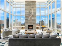 ELEGANT LIVING AND ENTERTAINING SPACE