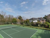 DISTINCTIVE SIX BEDROOM HOME WITH EXTENSIVE GROUNDS