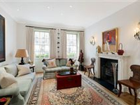 BEAUTIFULLY PRESENTED AND IMMACULATELY MAINTAINED TOWNHOUSE