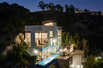 MODERN HOME FOR THE ULTIMATE HOLLYWOOD LIFESTYLE