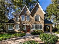 STUNNING CEDAR SHAKE HOME