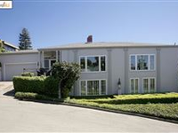 GLAMOROUS MID-CENTURY TRADITIONAL