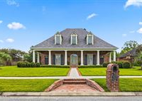 TIMELESS HOME WITH CLASSIC DETAILS ON A QUIET STREET