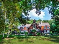 FULLY RENOVATED SHINGLE/BARN STYLE IN PRIME WASHINGTON LOCATION