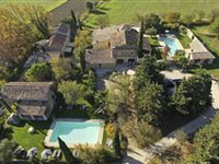 MAGNIFICENT 18TH CENTURY PROPERTY