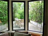 DELIGHTFUL THREE BEDROOM APARTMENT