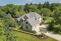ELEGANT AND SOPHISTICATED CUSTOM-BUILT HOME IN CHARNWOOD HILLS