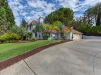 PEACEFUL 5 ACRE ESTATE PROPERTY IN NEWCASTLE