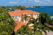 LUXURIOUS SEASIDE AMBIANCE