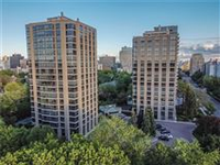 GRAND HALF-FLOOR HOME IN THE LONSDALE
