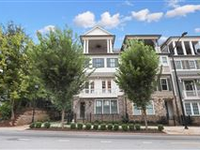 WONDERFUL LUXURY TOWNHOME WITH SKY TERRACE