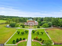LUXURY EQUESTRIAN ESTATE RESIDENCE