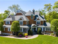 STUNNING COLONIAL ON A PRIVATE OASIS