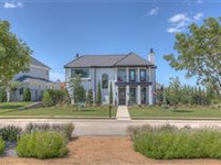 GORGEOUS RIVERHILLS HOME WITH DESIGNER DETAILS