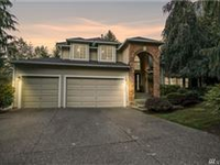 PRIVACY MEETS EXCLUSIVITY IN THIS CUSTOM CRAFTSMAN ON