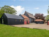 NEWLY CONVERTED GRADE II LISTED BARN