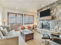 ELEGANT CONDO IN DEER VALLEY'S TRAILS END