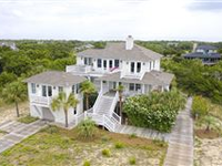 SPACIOUS HOME FACING SOUTH BEACH