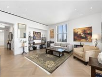 SOPHISTICATED CITY LIVING IN THE WOOLWORTH BUILDING