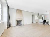 LUXURIOUSLY RENOVATED APARTMENT