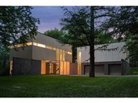TIMELESS YET MODERN HOME