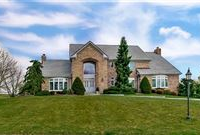 A GREAT FAMILY HOME WITH ALL THE AMENITIES.