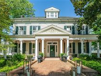HISTORIC RESTORATION MEETS MODERN LUXURY