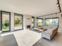 MODERN HOUSE IN A GATED COMLEX WITH STUNNING MOUNTAIN VIEWS