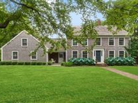 CLASSIC CHARM IN THE HEART OF AMAGANSETT