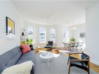 APARTMENT WITH PRIVATE ROOF TERRACE