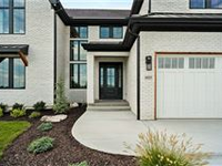FABULOUS HOME BACKING TO GREEN SPACE