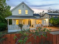 SPACIOUS COUNTRY HOUSE - FORMER PARSONAGE