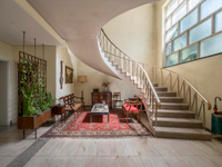 HOUSE IN THE EXCLUSIVE EMBASSY NEIGHBORHOOD IN LISBON