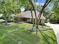 STUNNING COVETED CHEROKEE LANE HOME