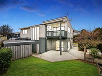A FAMILY HOME TO ADMIRE