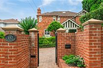 OUTSTANDING RESIDENCE IN COVETED GOLDEN MILE LOCATION