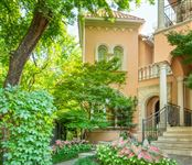 EXQUISITE ITALIAN VILLA ON ALMOST A HALF ACRE OF PRIVATE TERRACED GARDENS