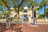 AMAZING HOME IN THE HEART OF SIESTA KEY VILLAGE