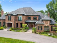 NEWER CONSTRUCTION EXECUTIVE HOME
