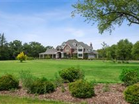 BEAUTIFUL ESTATE ON A PRIVATE SIX ACRE SITE
