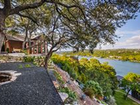 WATERFRONT PARADISE WITH UNRIVALED VIEWS