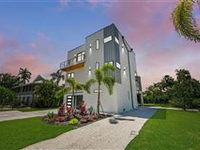 BRAND NEW, BEAUTIFULLY APPOINTED CUSTOM CONTEMPORARY HOME