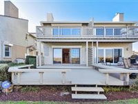 LOVELY AND SPACIOUS TOWNHOME