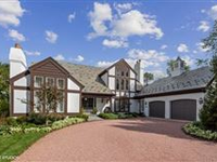 ONCE-IN-A-LIFETIME OFFERING IN THE BURR RIDGE CLUB