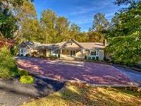 A STUNNING EXPANDED RANCH